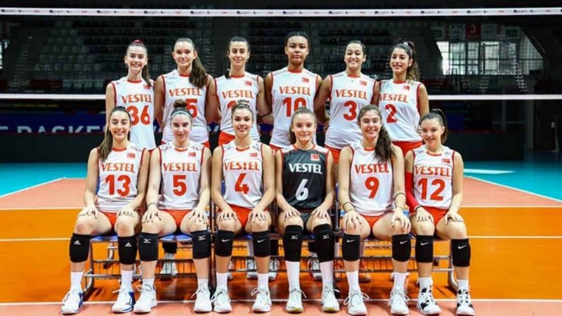 Voleybolda 17 Yaş Altı Milliler Avrupa ikincisi oldu