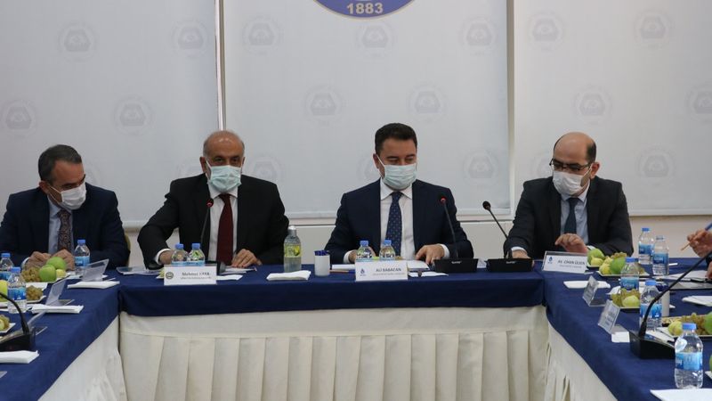 Ali Babacan'dan HDP'lilere destek