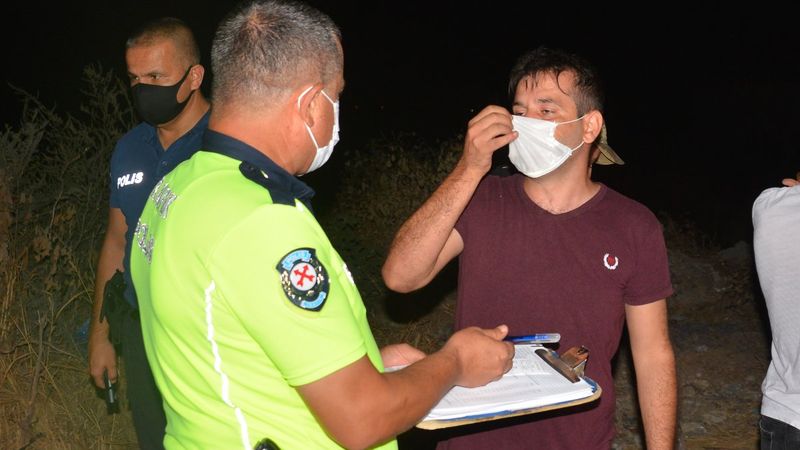 Adana'da ehliyetsiz ve alkollü sürücü 25 kilometre kaçabildi