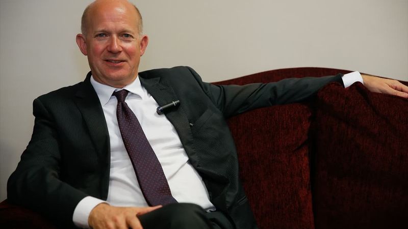 İngiliz büyükelçi Dominick Chilcott'tan takipçilerine kebap sorusu