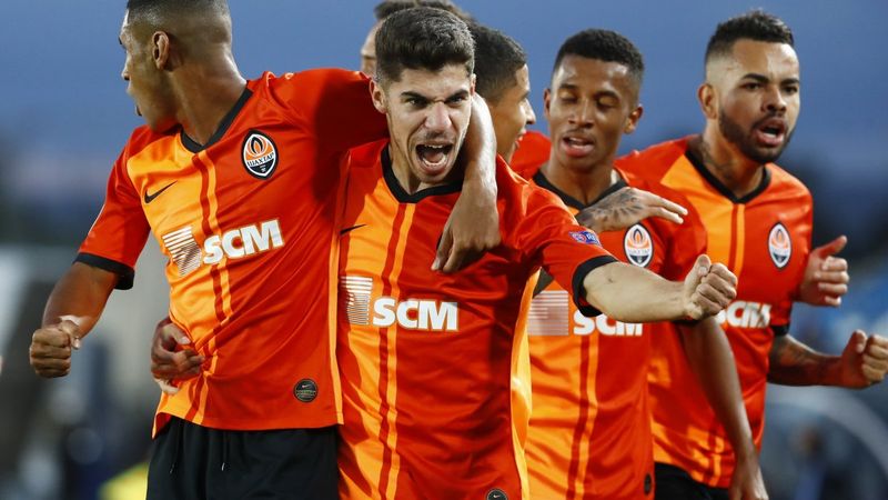 Real Madrid evinde Shakhtar'a yenildi