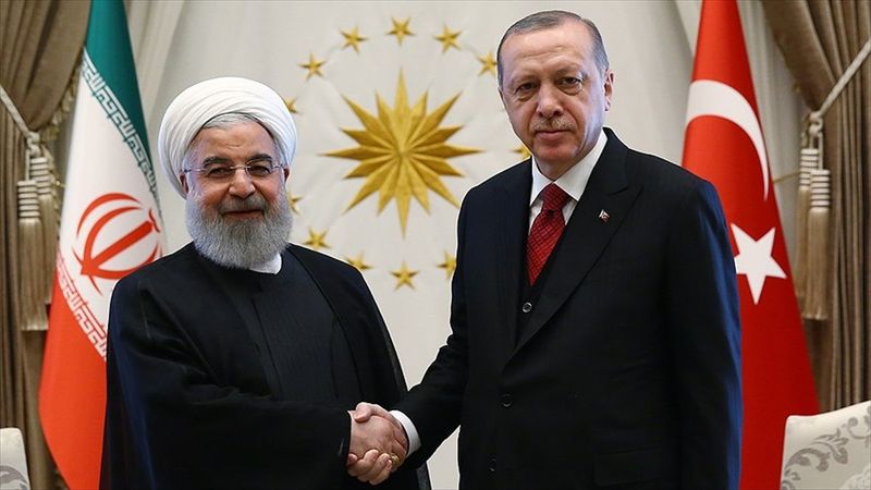 Cumhurbaşkanı Erdoğan, İran Cumhurbaşkanı Ruhani'yle görüştü