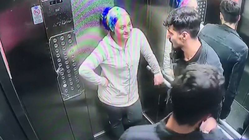 Esenyurt'ta erkeklere ilişki tuzağı kuran 3 kişi yakalandı