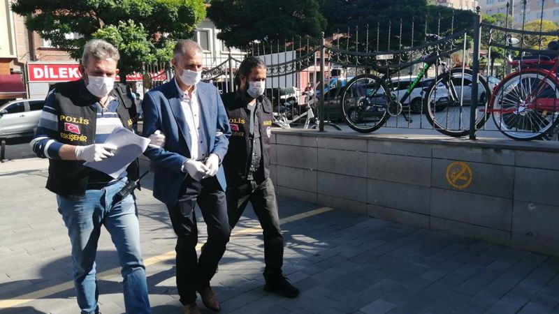 Eskişehir'de iş bulma vaadiyle 45 bin lira dolandırdı