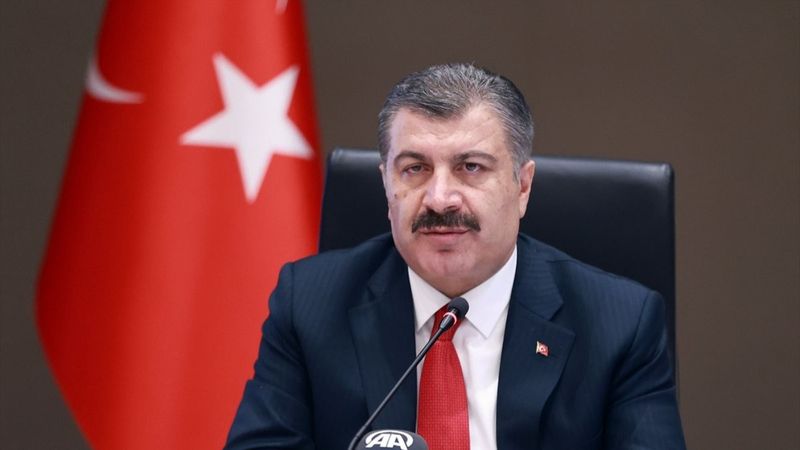 Fahrettin Koca: Salgın Anadolu'da ikinci zirve dönemini yaşıyor