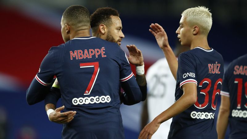 PSG ligde Dijon'a 4 gol attı