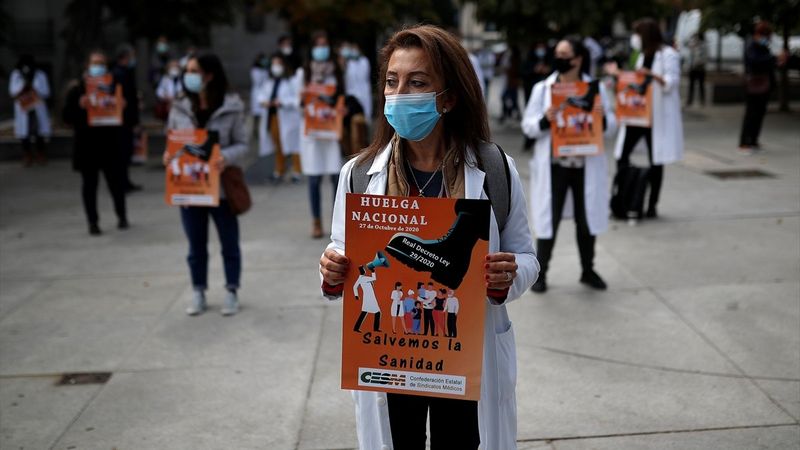 İspanya'da doktorlar greve çıktı