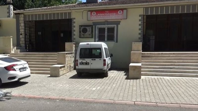 Gaziantep'te tartıştığı arkadaşını pompalı tüfekle vurarak öldürdü