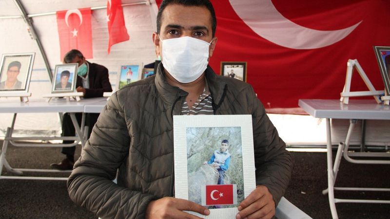 HDP önündeki ailelerin direnişi devam ediyor