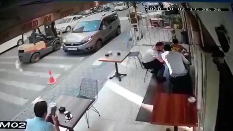 İstanbul'da forklift 9 yaşındaki kız çocuğuna çarptı