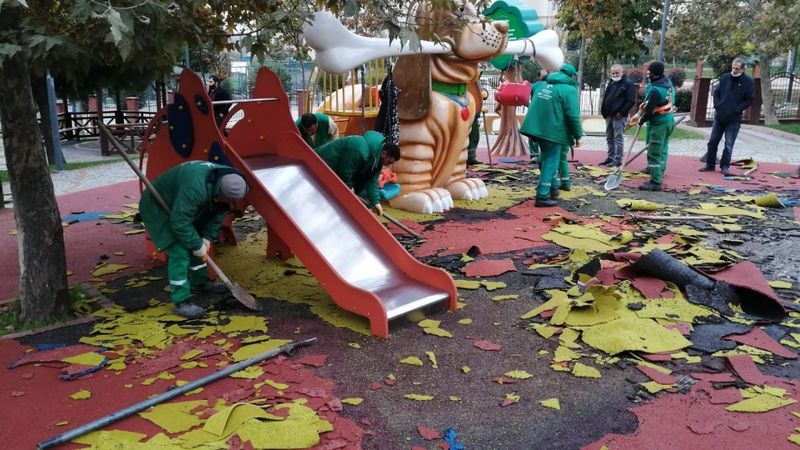 Küçükçekmece'deki park olayına terörle mücadele ekipleri el koydu