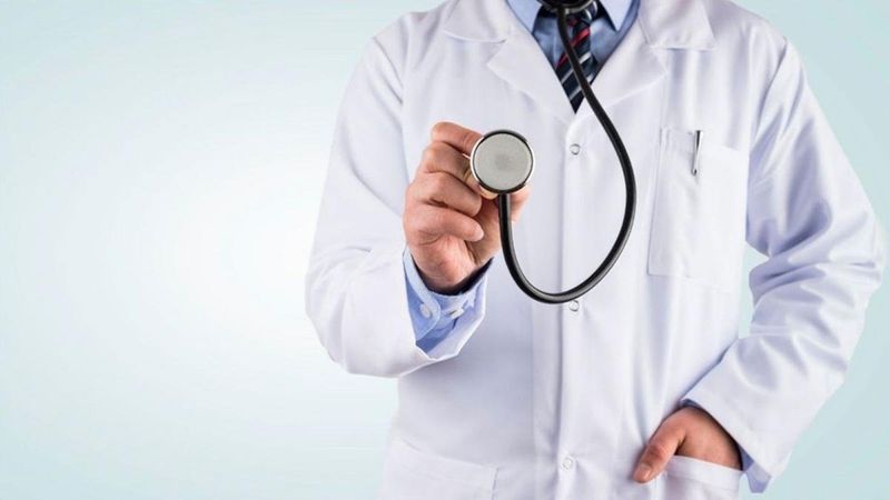 Doktora ‘terbiyesiz’ diyen hasta yakını cezadan kurtulamadı