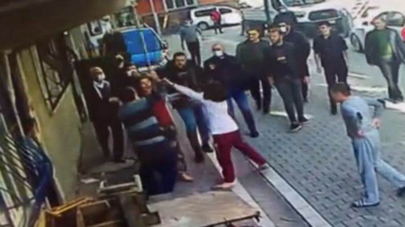 Esenyurt’ta baz istasyonu yüzünden kavga çıktı