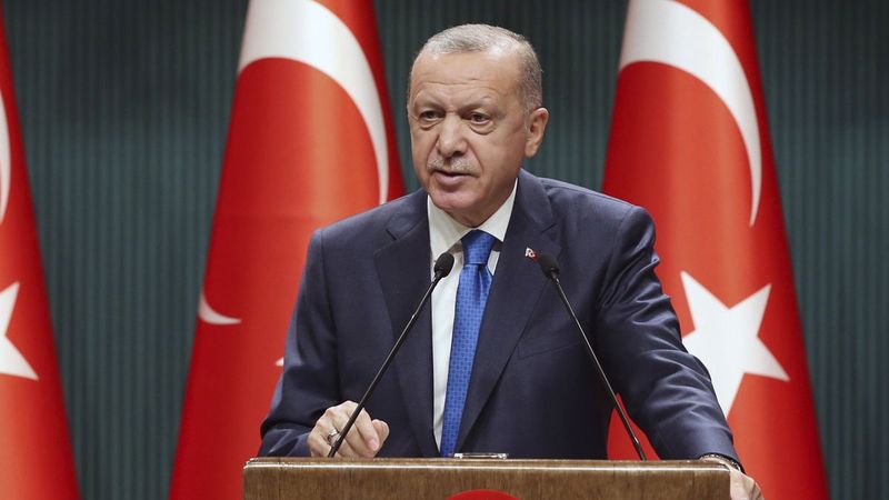 Cumhurbaşkanı Erdoğan: Yüksek faize yatırımcımızı ezdirmememiz gerekiyor