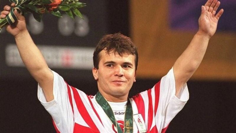 Cep Herkülü Naim Süleymanoğlu kimdir? Naim Süleymanoğlu ölüm tarihi ne zaman? Naim Süleymanoğlu hayatı