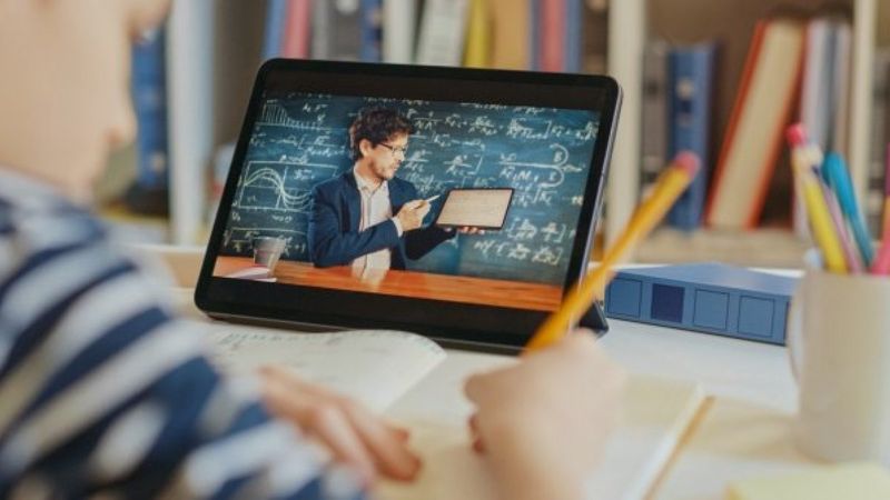 MEB tablet başvurusu nasıl yapılır? Ücretsiz 30 bin tablet dağıtımı ne zaman?