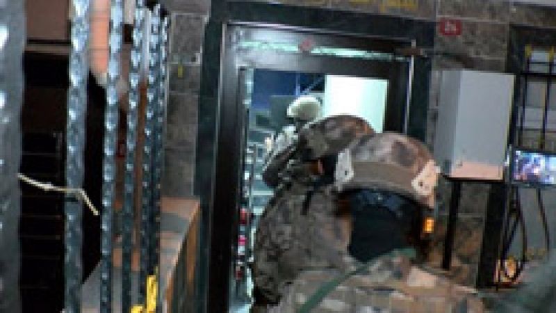 İstanbul'da 13 ilçede DEAŞ operasyonu