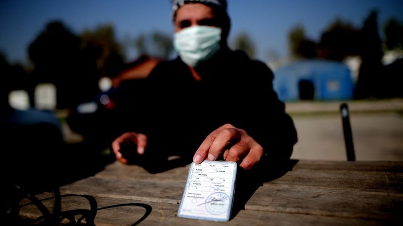 Bursa'da 10 yabancı dil bilen evsiz yardım bekliyor