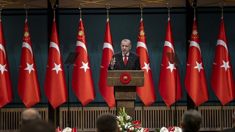 65 yaş üstü ve 20 yaş altına toplu taşıma kısıtlaması