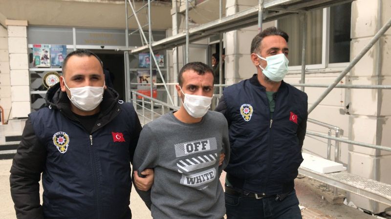Mersin'de arkadaşını öldürdü, pişkinliğiyle pes dedirtti