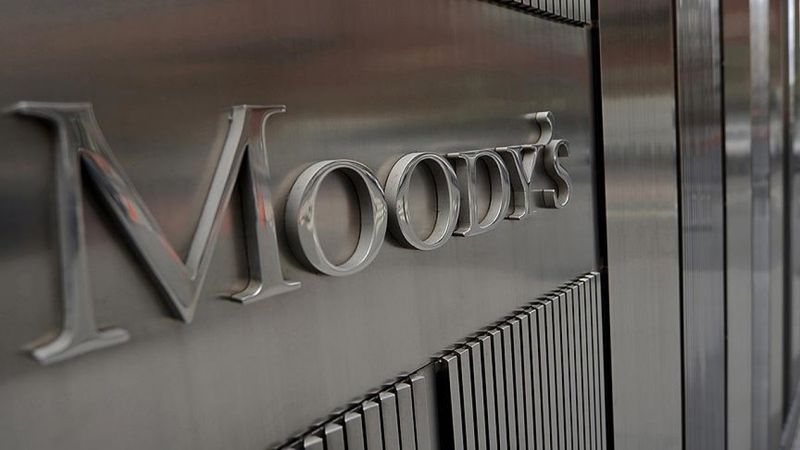 Moody's: Avrupa'daki kısıtlamalar ekonomide toparlanmayı yavaşlatacak