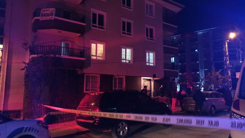 Ankara'da 17 yaşındaki kız çocuğu evinde ölü bulundu