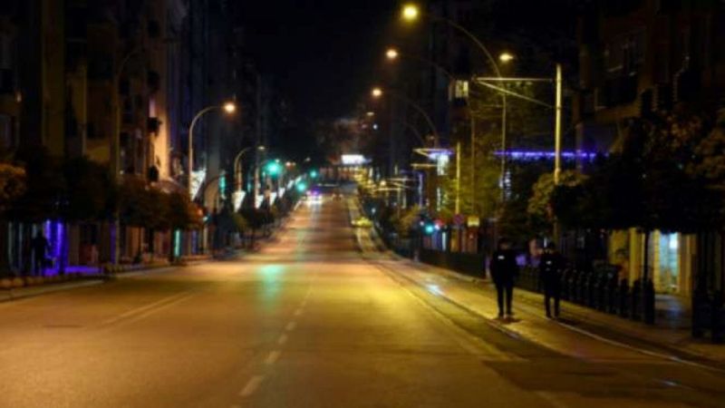 Hafta içi uygulanacak sokağa çıkma kısıtlaması başladı