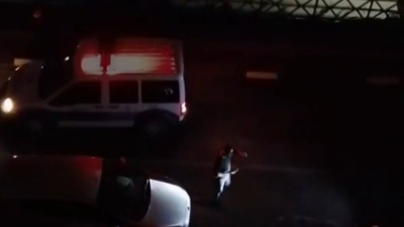 Bursa'da kısıtlamayı delip, mahalleyi ayağa kaldırdılar