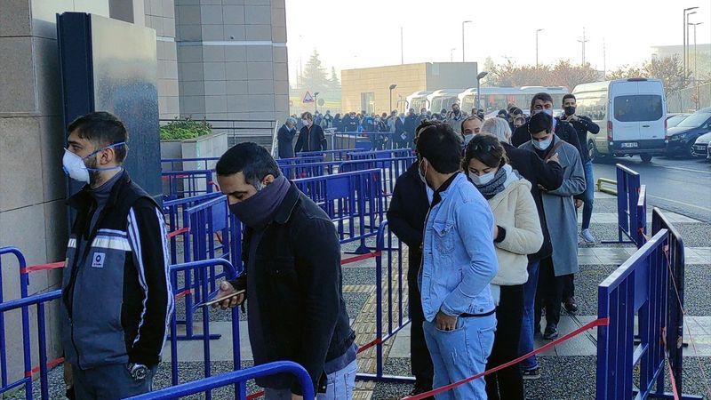 İstanbul Adliyesi'ne girişler HES koduyla yapılıyor