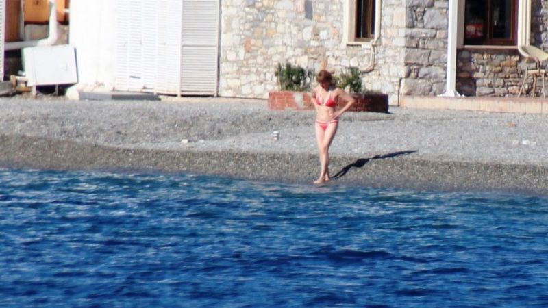 Bodrum'da denizin keyfini sokağa çıkma kısıtlamasında çıkardılar