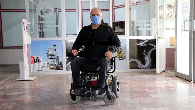 Karabük'te kas hastası İbrahim Bedir, azmiyle örnek oldu