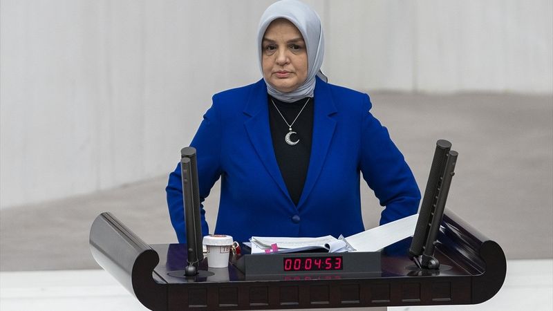 Ayşe Keşir: PKK ve PYD'de çocuk istismarı kurumsallaşmıştır