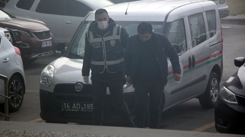 İstanbul'da park halinde olan cipi çekiciye yükletip çaldı