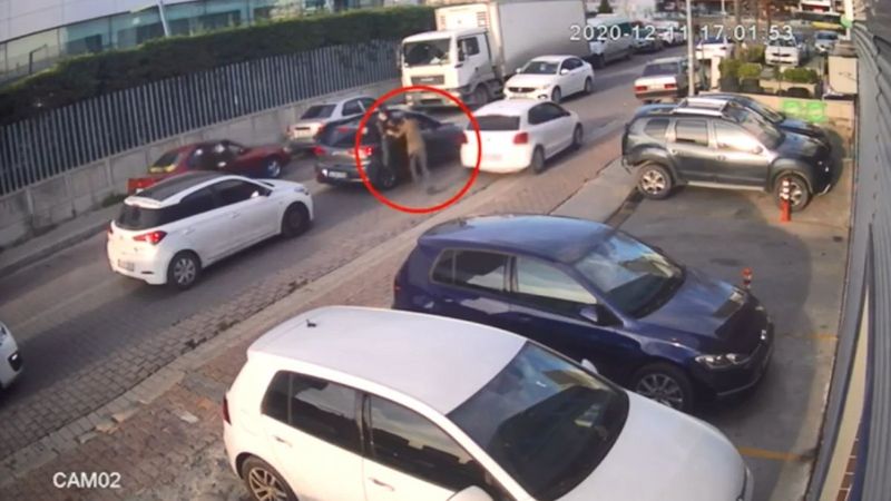Avcılar'da bir kişinin öldüğü silahlı kavga güvenlik kamerasında