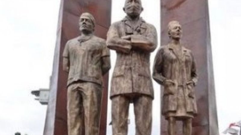 CHP'li Bülent Kerimoğlu, maskeli heykeli neden yaptıklarını açıkladı