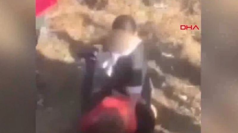 Rusya'da kız öğrencilerin kavgası