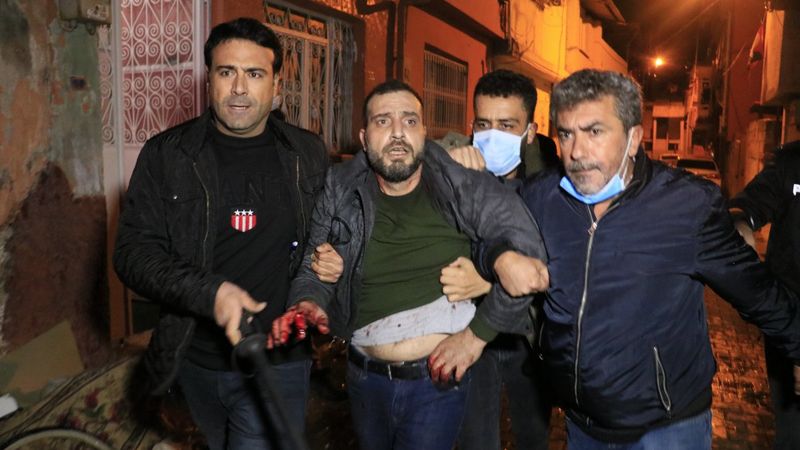 Adana’da madde bağımlısı kişi anne ve babasını rehin aldı