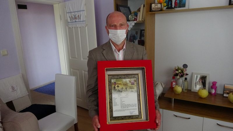 Tekirdağ'da dolandırılan şehit babası yardım bekliyor