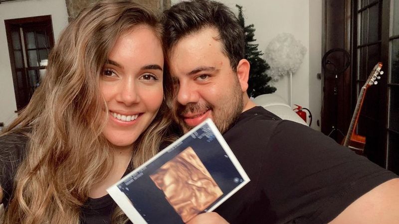 Eser Yenenler’den çocuk açıklaması