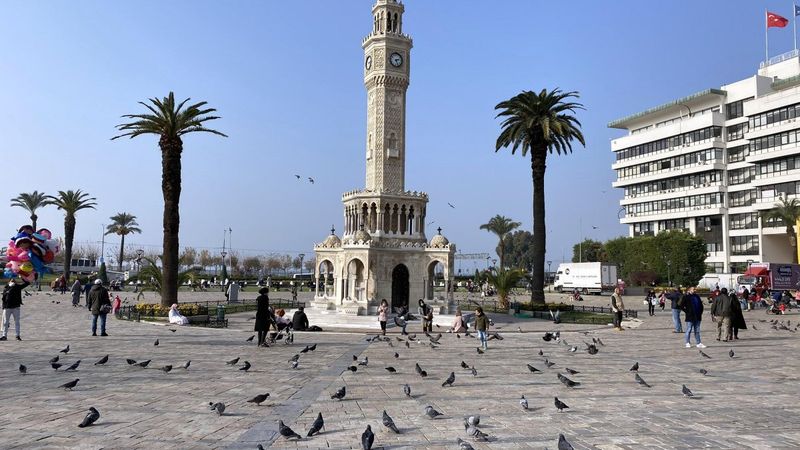 Tedbirler işe yaradı, İzmir'de vaka sayısı yüzde 35'e düştü