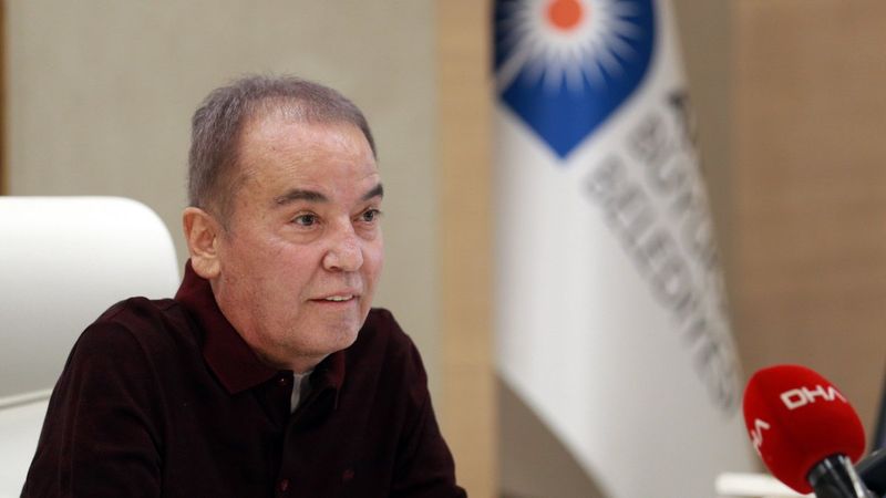 Muhittin Böcek: Ben ölüm döşeğindeyken, koltuk sevdasına düştüler