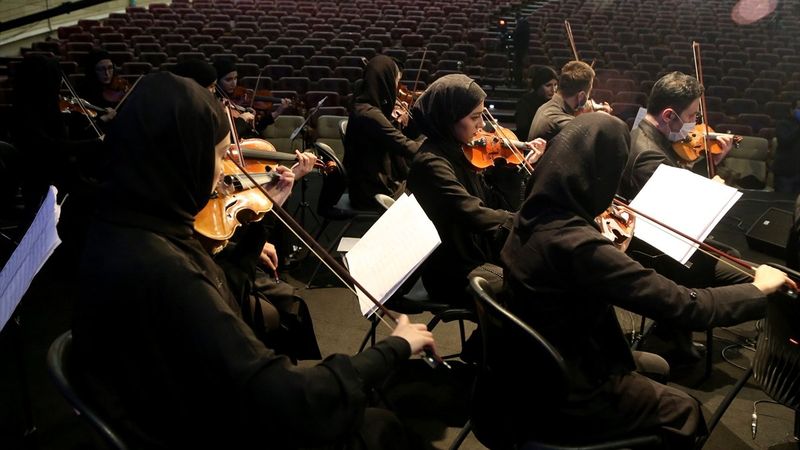 İran'da korona günlerinde online konser