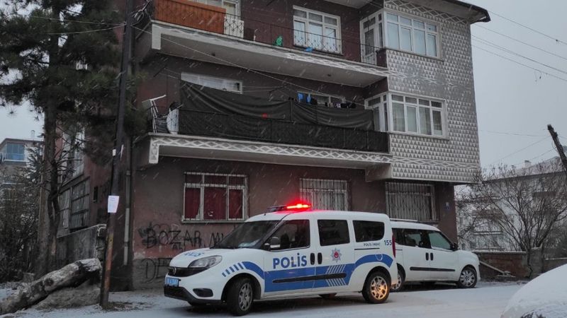 Ankara'da 3 aylık bebek annesini emerken boğularak öldü