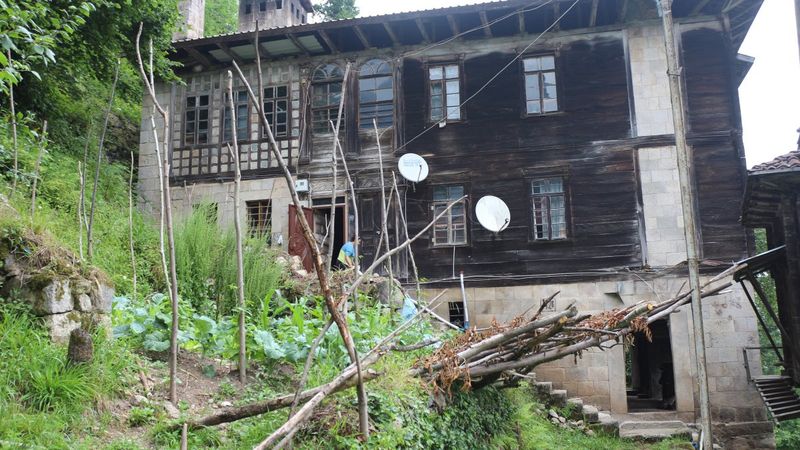 Rize'de 183 yıllık tarihi konak kavgası