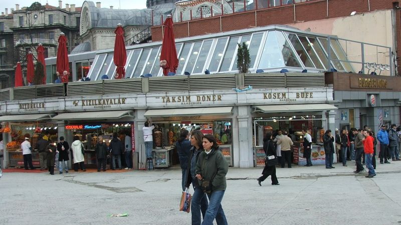 İstanbullu firmalar 11 ayda 3.8 milyon ticari belge aldı