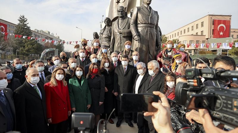 Atatürk'ün Ankara'ya gelişinin anısına yapılan '27 Aralık Kızılca Gün Anıtı' açıldı