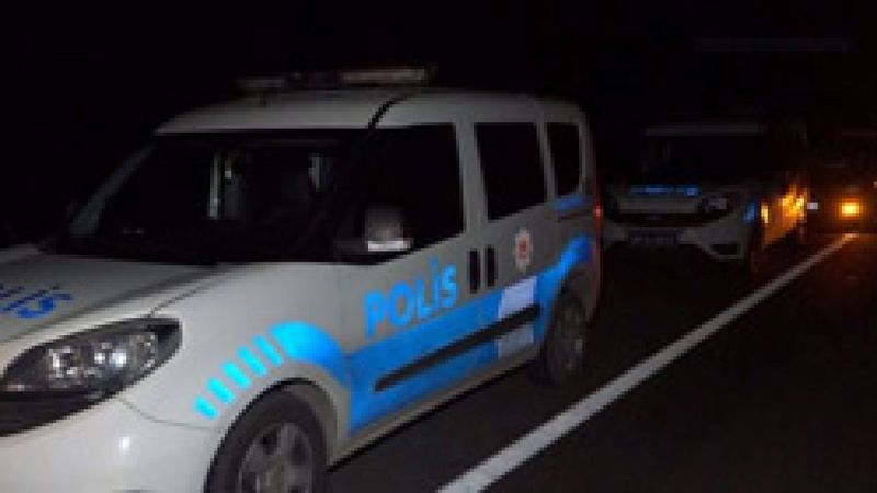 Aksaray'da yol verme kavgası: Oğlunu dövüp babasını öldürdüler