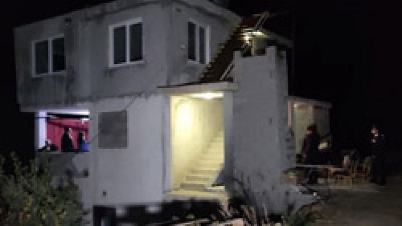 Mersin'de inşaat halindeki binada canlı müzikli yılbaşı eğlencesi