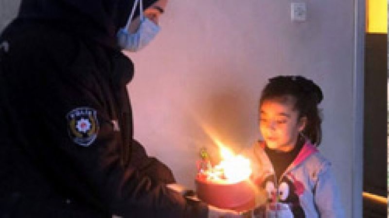 Siirt'te 155'i arayan Rabia'ya doğum günü sürprizi