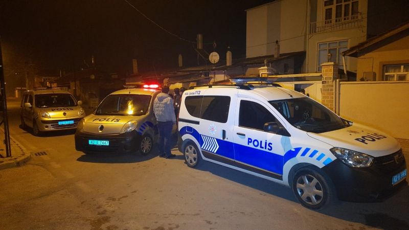 Konya'da şiddet uyguladığı eşini almaya gitti, 3 kişiyi vurdu